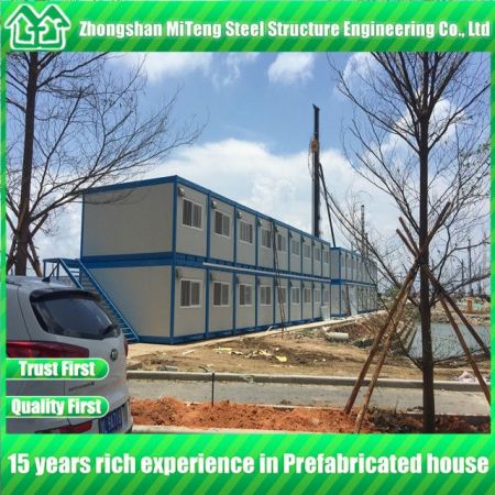 China Light Steel House Container Expandable Container House used for Hotel and Office